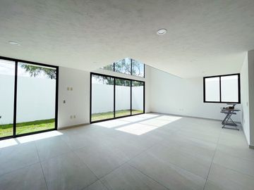 Casa moderna en venta en Metepec a 35 min de CDMX.
