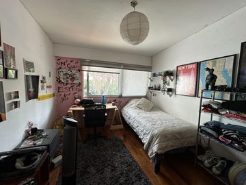 Preciosa Casa en Venta en La Colonia Periodista.