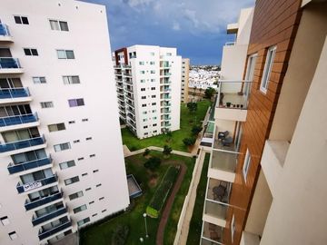 SE VENDE departamento amueblado en Natura Residencial