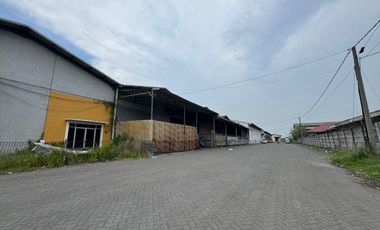 Gudang bisa Industry area Drijorejo Krikilan Gresik dekat Surabaya Barat dan Krian