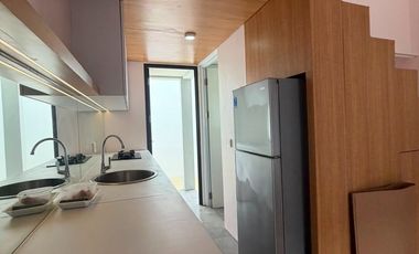 DIJUAL RUMAH FLEEKHAUZ BSD FULLY FURNISHED 2 KT LT 48 M² HARGA RP1,3 MILIAR NEGO – NO COBROKE