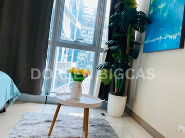 FOR RENT: 1 Bedroom 38sqm Condo in Uptown Parksuites Tower 1, BGC
