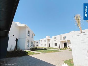 Duplexs de 2 y 3 dormitorios en Complejo Eleven Houses