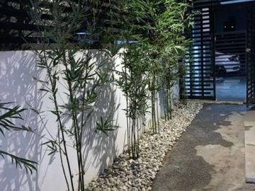 HOUSE AND LOT FOR SALE FULLY FURNISHED