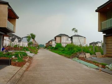 Rumah Murah Premium Keren di Agate The Golden Stone