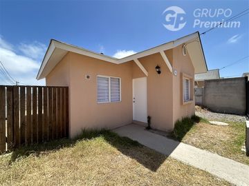 Arriendo casa año corrido de 2 dorm. en Coquimbo
