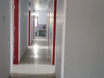 Rumah kantor 7 kamar tidur 2 gudang lokasi strategis Indramayu