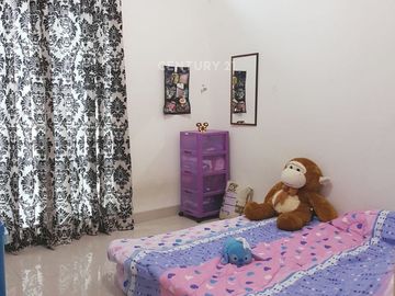 Rumah Ada 4 Unit AC Cluster Lantana Siap Huni Di JGC Cakung