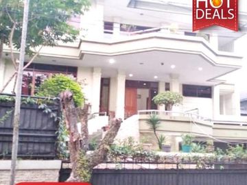 RUMAH MEWAH DI GERLONG GEGERKALONG SETIABUDI BANDUNG
