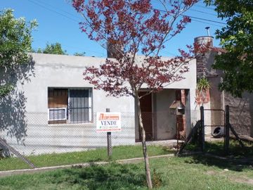 VENTA DE CASA EN CNEL. BRANDSEN