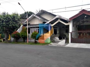 Rumah standar di villa sengkaling malang | DREAMPROPERTI