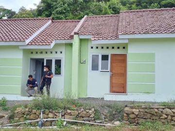RUMAH TERMURAH DI PLERET BANTUL TEPI JALAN BESAR HANYA 195JT