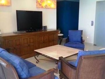 Departamento con jacuzzi privado frente al mar en Lahia Cancun