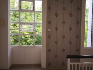 Rumah Minimalis Medokan Semampir di Koala Regency
