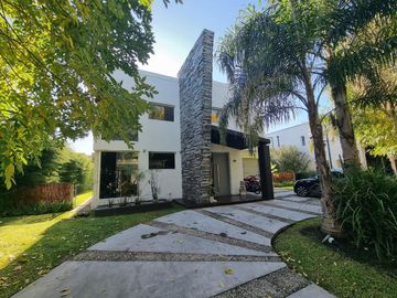 Casa - Altos Del Sol