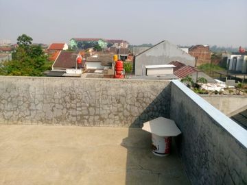 Rumah Nyaman Cisaranten Dekat Arcamanik dan Antapani