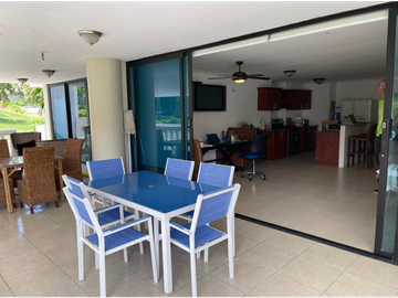 Se vende Apartamento en Coronado Country Club