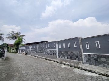 Tanah Kavling Barat Jakal Km 8, 18 Unit Include Fasum