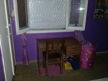 CASADE 3 AMBIENTES EN PLANTA ALTA,ENTRADA DE AUTO Y FONDO LIBRE.
