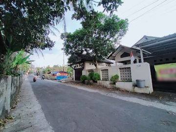 Rumah di Mindi Jakal, 2 Lantai Siap Huni