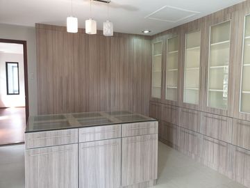 House and Lot for sale in Filinvest Batasan Hills Quezon City