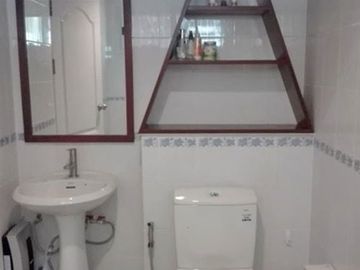 Three Storey Loft Style Townhouse-Soi 94