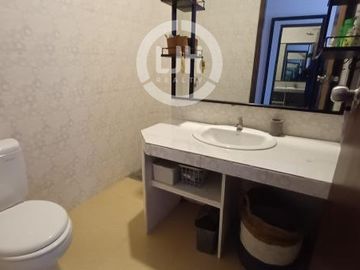 2 Storey House in Favorite Tourist Area Mertanadi Seminyak Near Batu Belig & Petitenget Beach