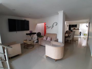 CASA EN VENTA BARRIO PORTAL DE ALMERIA |1491