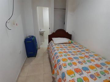 CASA EN VENTA BARRIO PORTAL DE ALMERIA |1491