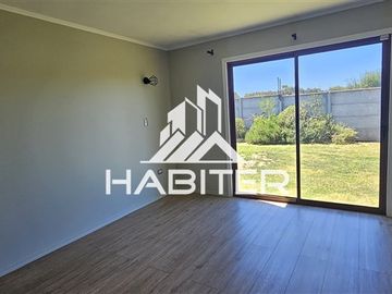 Casa en arriendo de 3 dorm. en Los Angeles