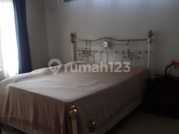 Rumah Luas Semi Furnished di Cinere - Pangkalan Jati Baru