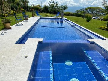 casa campestre en venta en cerritos. Cod V2176
