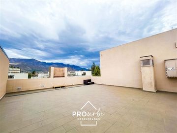 Departamento en venta de 3 dorm. en Lo Barnechea