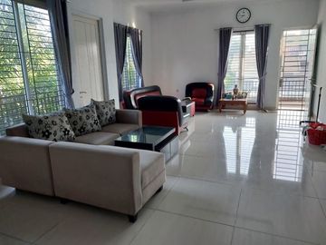 Dijual Rumah Catalonia Nusaloka BSD Lokasi Strategis Murah Posisi Hoek