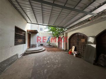 🌟 ¡Gran Oportunidad de Inversión en Trujillo! 🌟

¿Estás buscando el lugar ideal para emprender o expandir tu negocio? ¡Tenemos justo lo que necesita