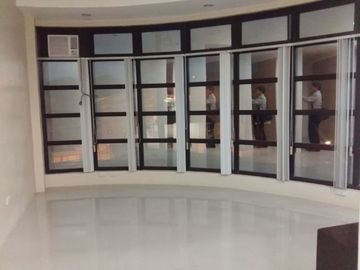 Furnished Spacious 1 BR Apartment for Rent in Canduman Cebu