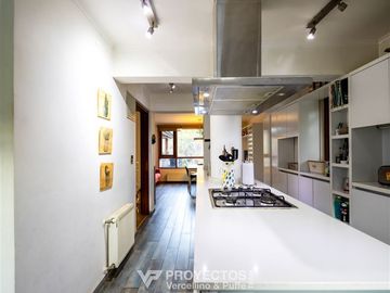 Espectacular casa en El Arrayán con vistas al río