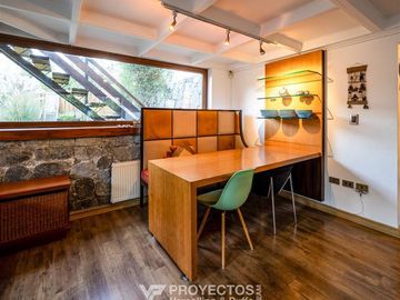 Espectacular casa en El Arrayán con vistas al río