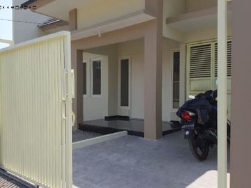 Rumah Pondok Buana Sidoarjo Carport 1 mobil