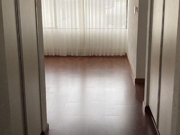 Vendo departamento en Quito Tenis. 3 habitaciones