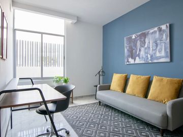 Estrena Precioso Departamento en El Pueblito Centro, 3 Recamaras, 135 M2