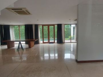 RUMAH MEWAH SIAP HUNI DI KEMANG,JAKARTA SELATAN
