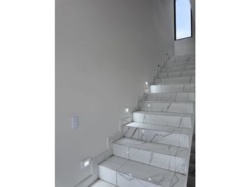 Casa Venta en Cumbres Elite Premier con Sotano en García