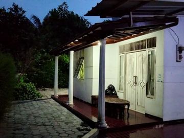 Dijual Rumah Cantik Hoek Harga Menarik di Cluster Sarua Indah Ciputat