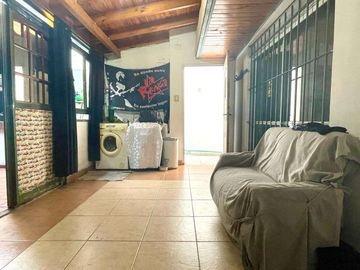 Departamento Tipo Casa en venta en Wilde Centro