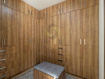 Casa en Juriquilla San Isidro con Amenidades premium J1