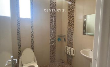 Rumah Semi Furnished STrategis Di Kota Baru Parahyangan Bandung