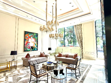 The Peak Apartemen Tunjungan