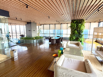 The Peak Apartemen Tunjungan