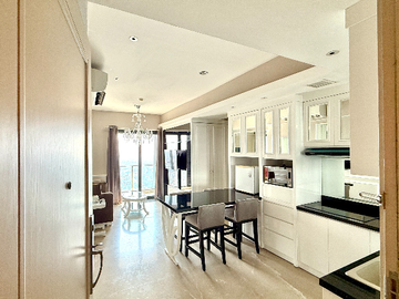 The Peak Apartemen Tunjungan